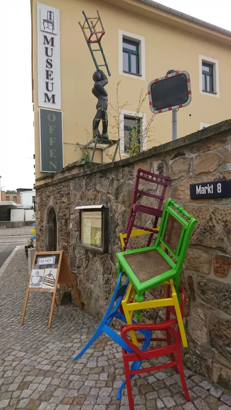 Deutsches Stuhlbaumuseum Rabenau Ansicht zum Eingang