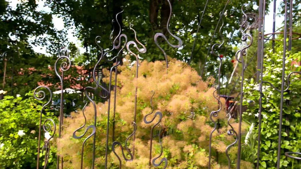 Gartenaccessoires im Schmiedegarten